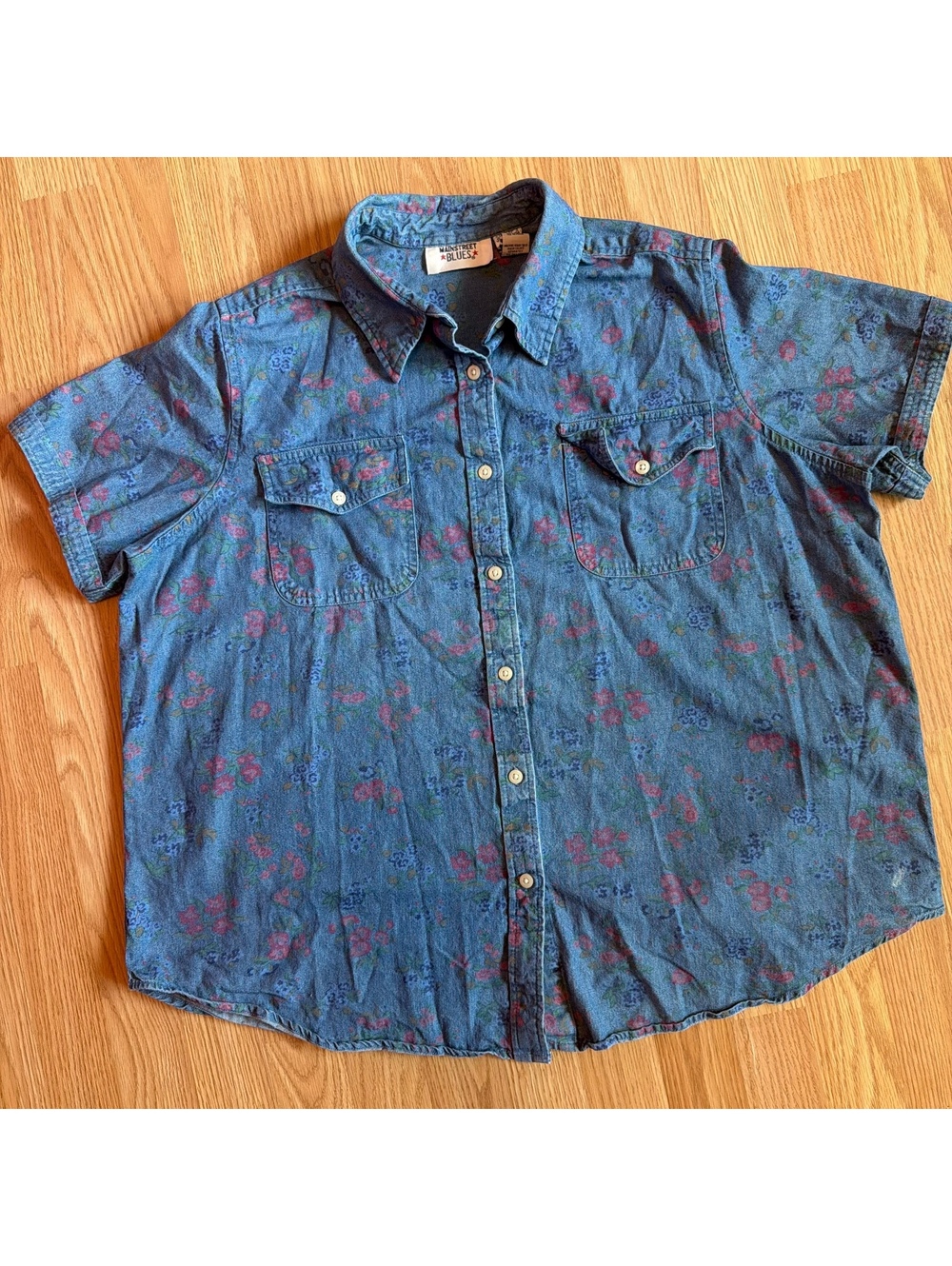 Mainstreet Blues Vintage Short Sleeve Denim Shirt with Floral Pattern Size Large